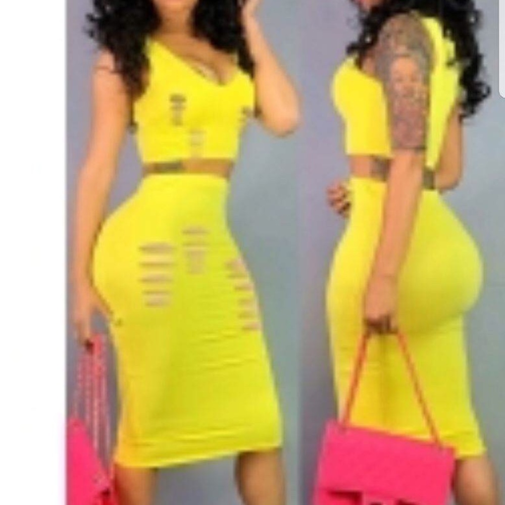 Two piece skirt set